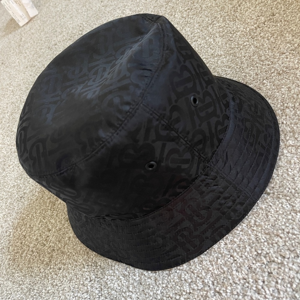 Rare 🌟 Burberry Monogram Jacquard Bucket Hat